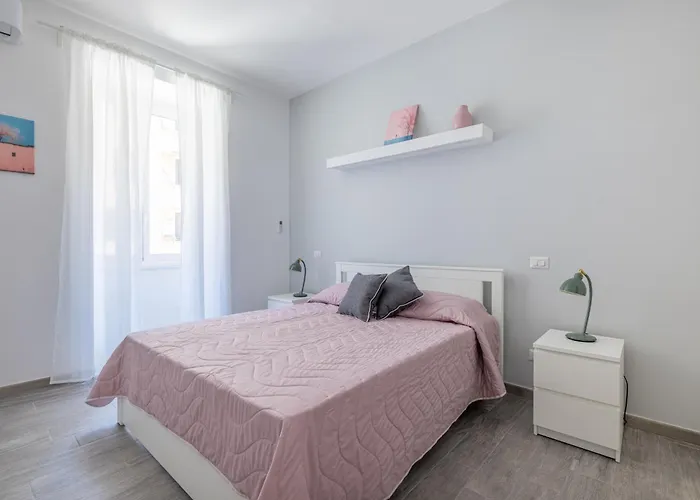 Domus Ponte Lungo Apartment *