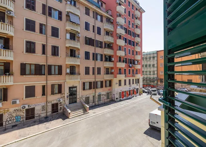 Domus Ponte Lungo Apartment